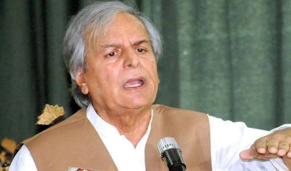 hashmi_1784475018.jpg